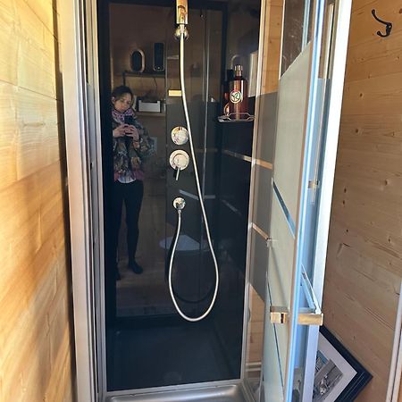 Maison En Bois 1 Chambre 4 Couchages Type Tiny House Гранвил Екстериор снимка