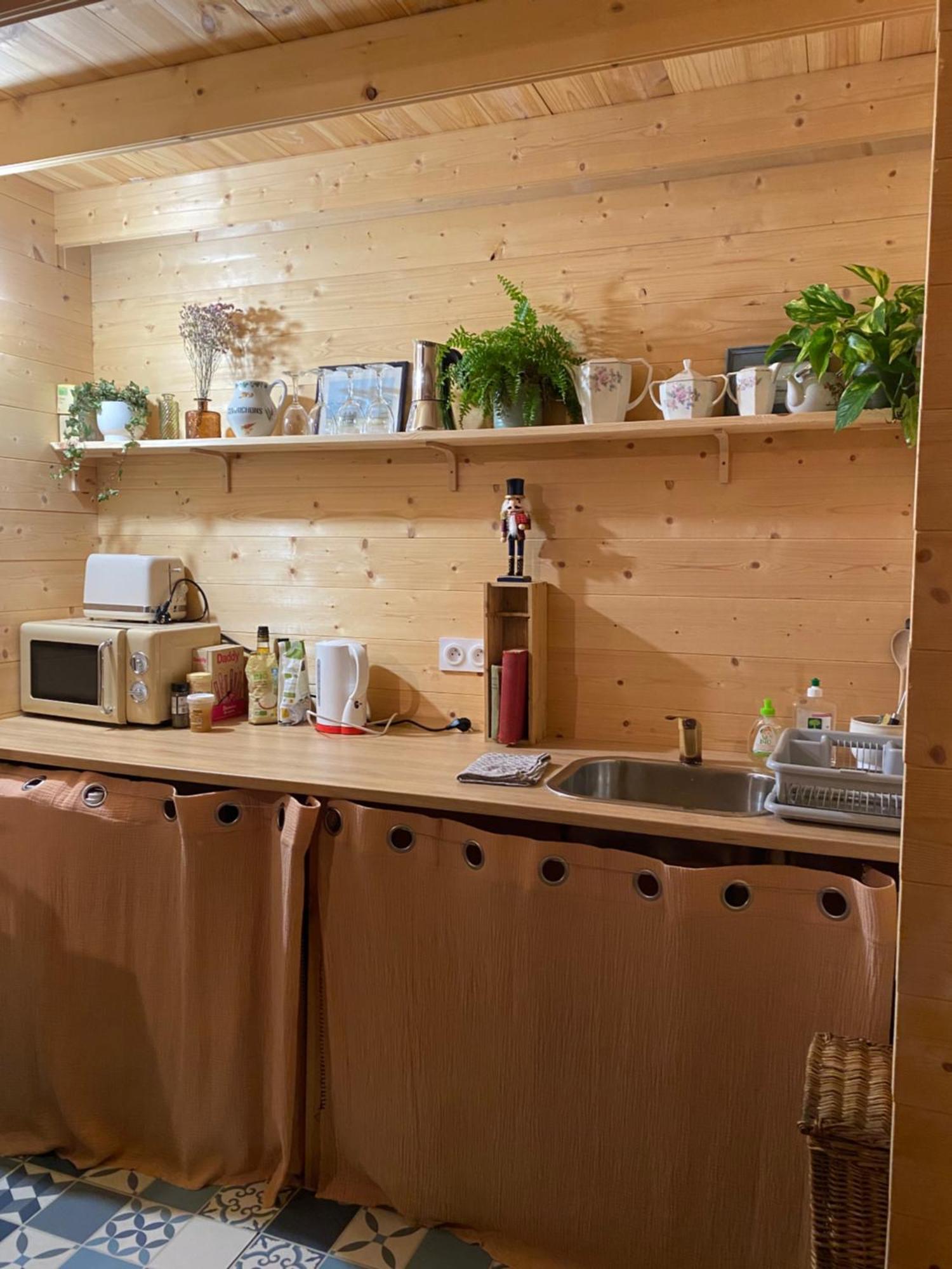 Maison En Bois 1 Chambre 4 Couchages Type Tiny House Гранвил Екстериор снимка
